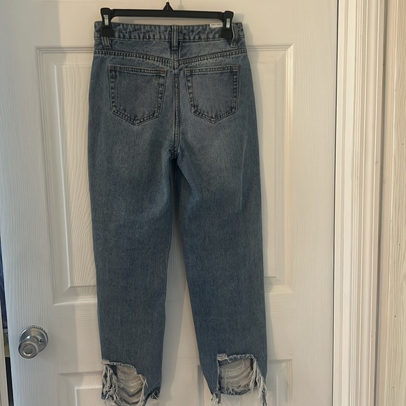 Almost Famous Jeans Size 1 - Picture 5 of 6